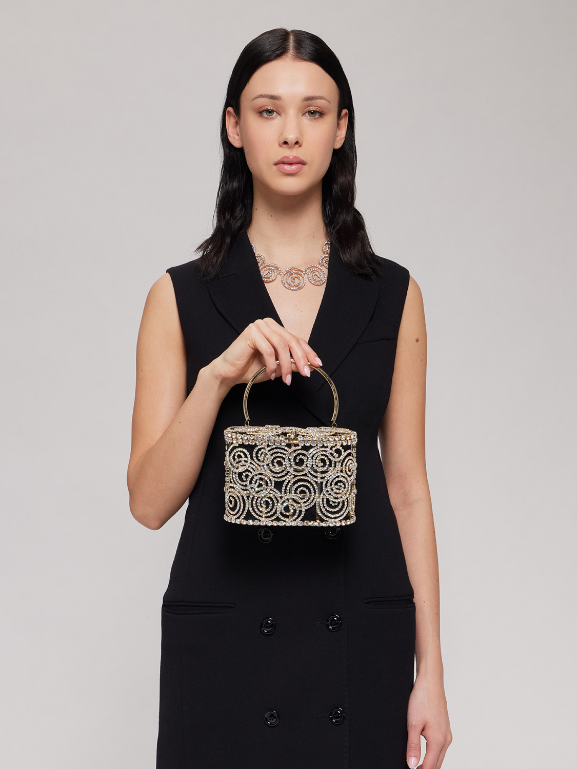 ROSANTICA: Holli Eolo Black