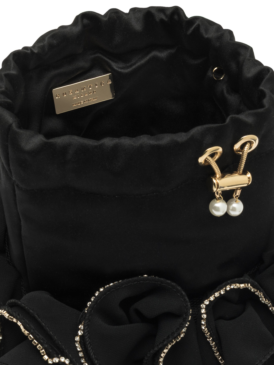 ROSANTICA: Ruffles